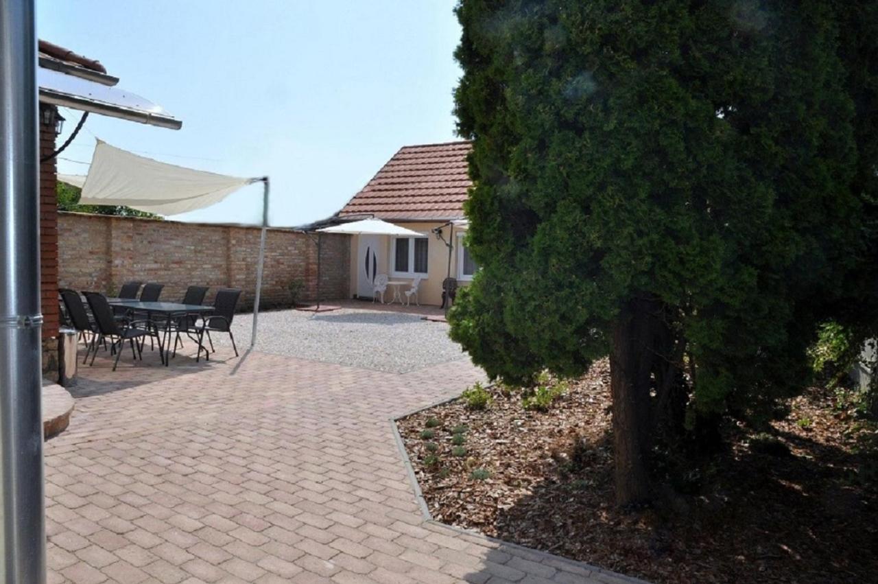 River Apartment Makó Εξωτερικό φωτογραφία